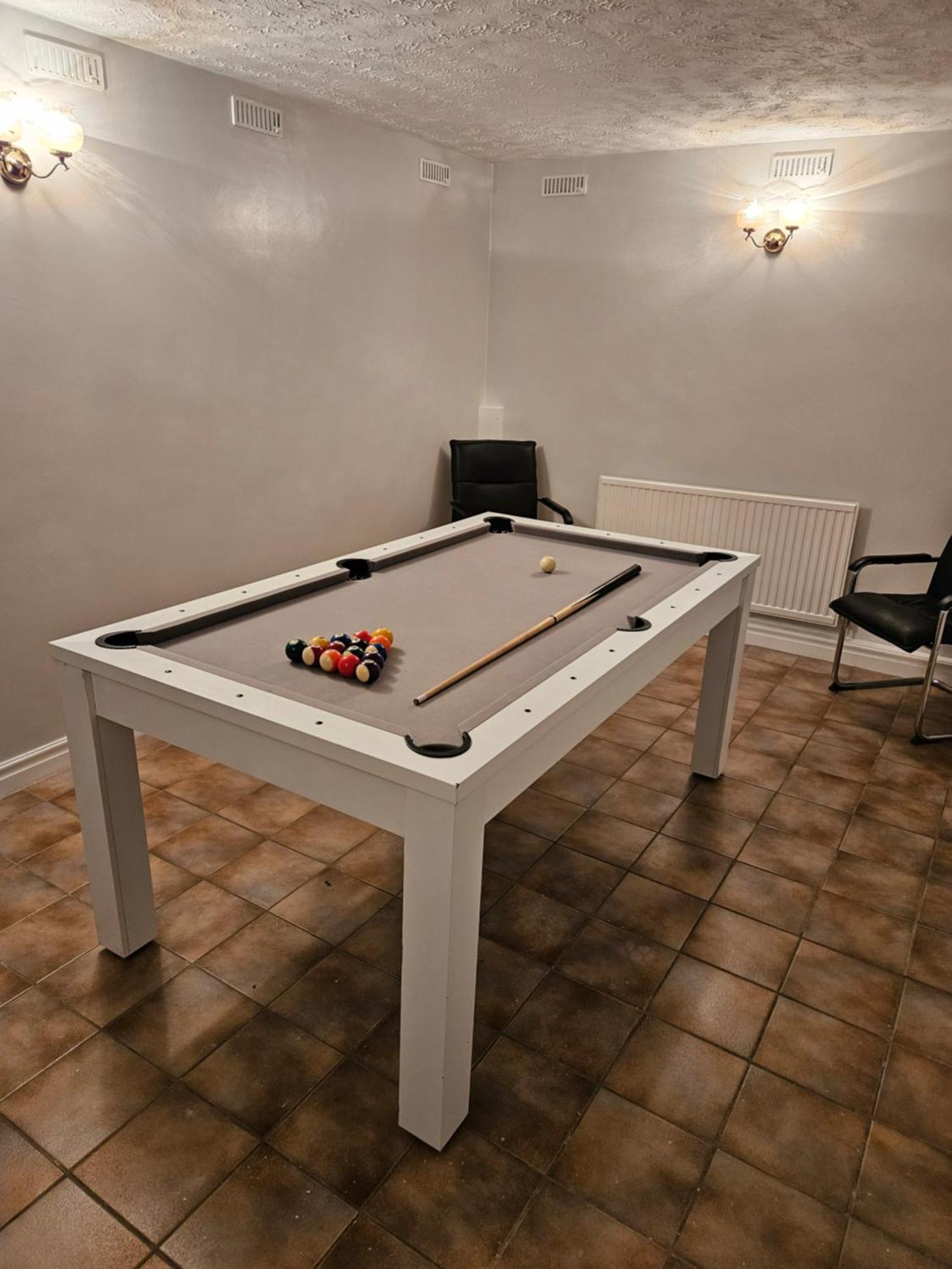 Lister Park Bradford 2Bed Detached Cottage House Parking Cinema Screen Games Room Kültér fotó