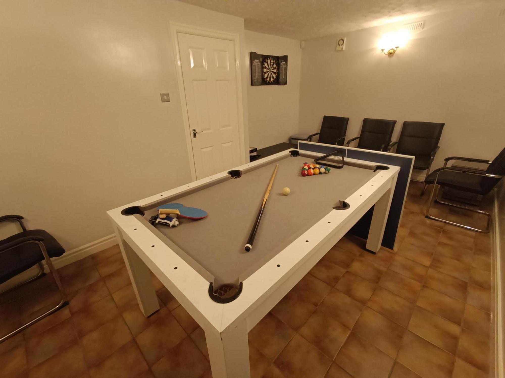 Lister Park Bradford 2Bed Detached Cottage House Parking Cinema Screen Games Room Kültér fotó